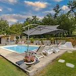 Сasa de vacaciones La Du Mas Des Chenes