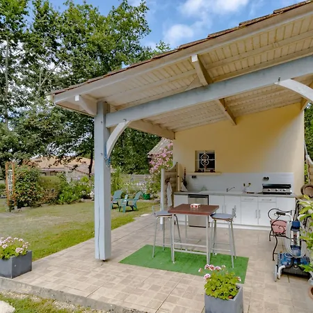 Holiday home La Du Mas Des Chenes